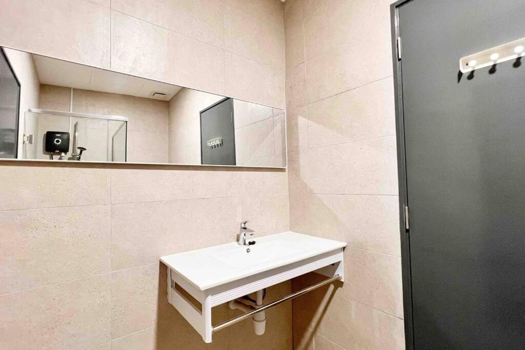 Cozy Aera Residence / Free Wi-Fi Netflix / Sunway Petaling Jaya Luaran gambar